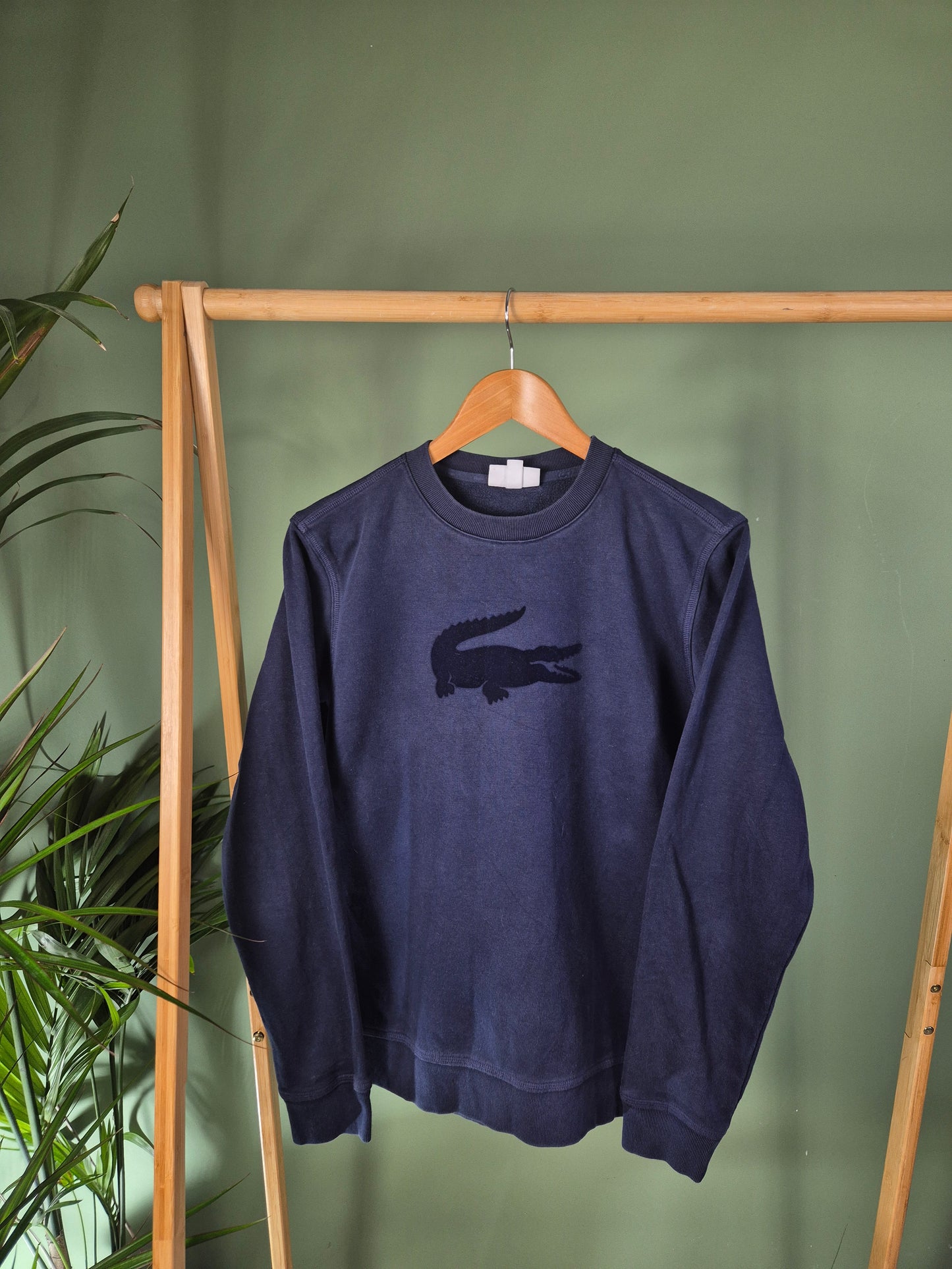 Lacoste front logo sweater maat M