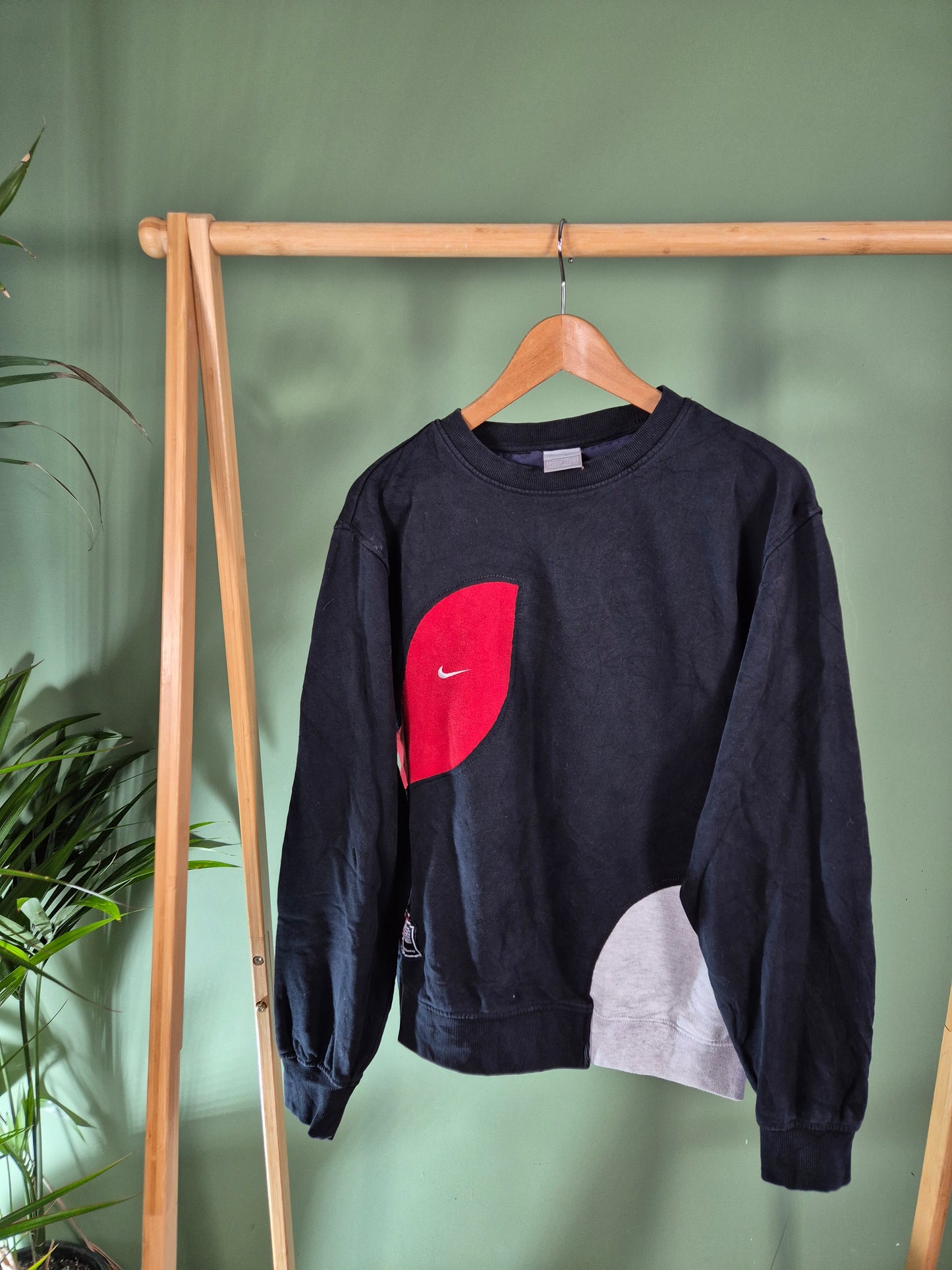 Nike Chest Swoosh Rework Sweater Dames | Zwart | S