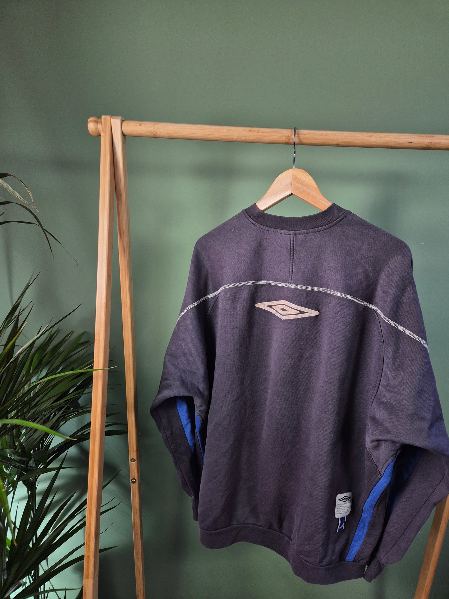 Umbro 90s sweater maat XL