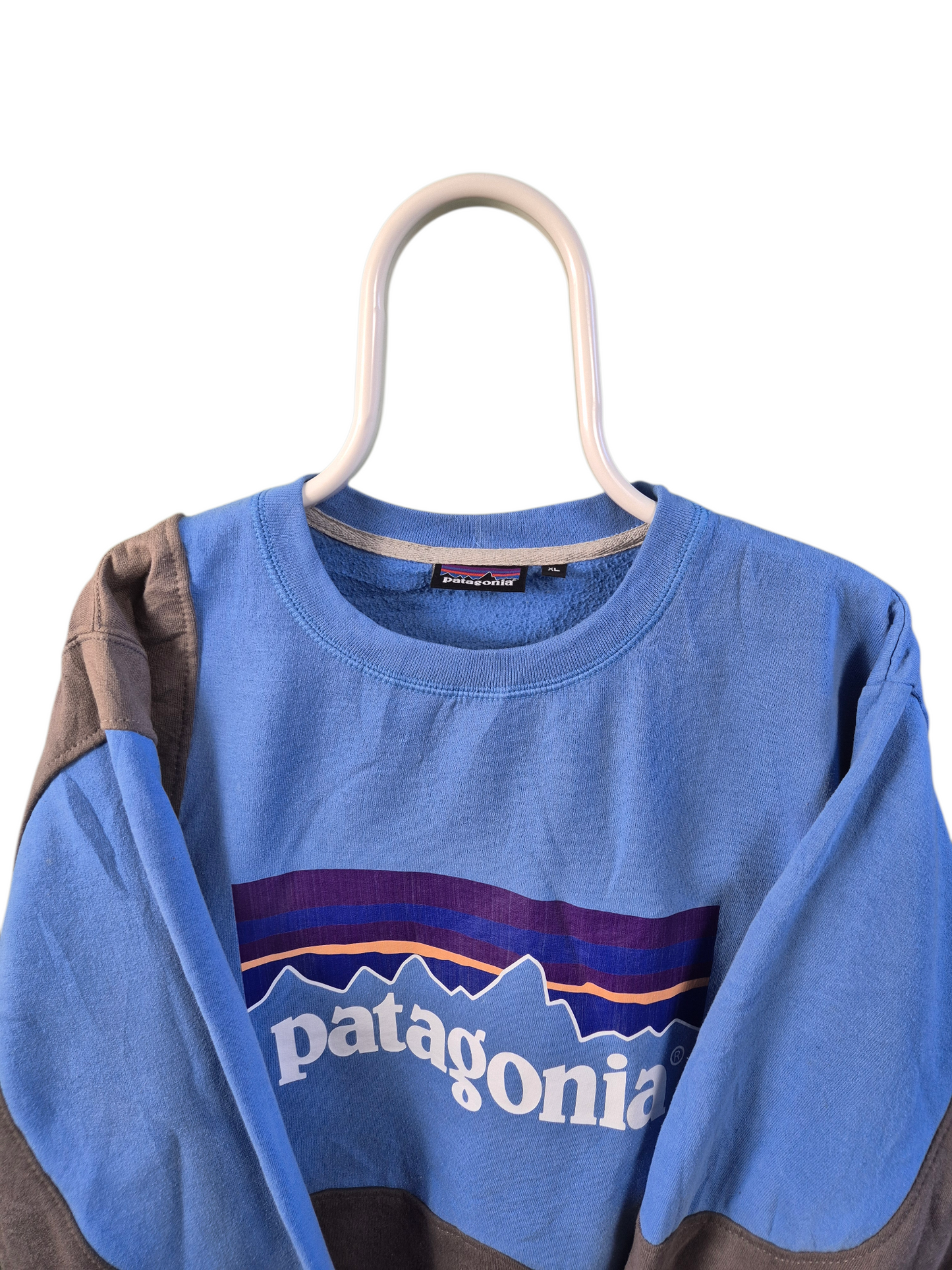 Patagonia logo rework sweater maat L