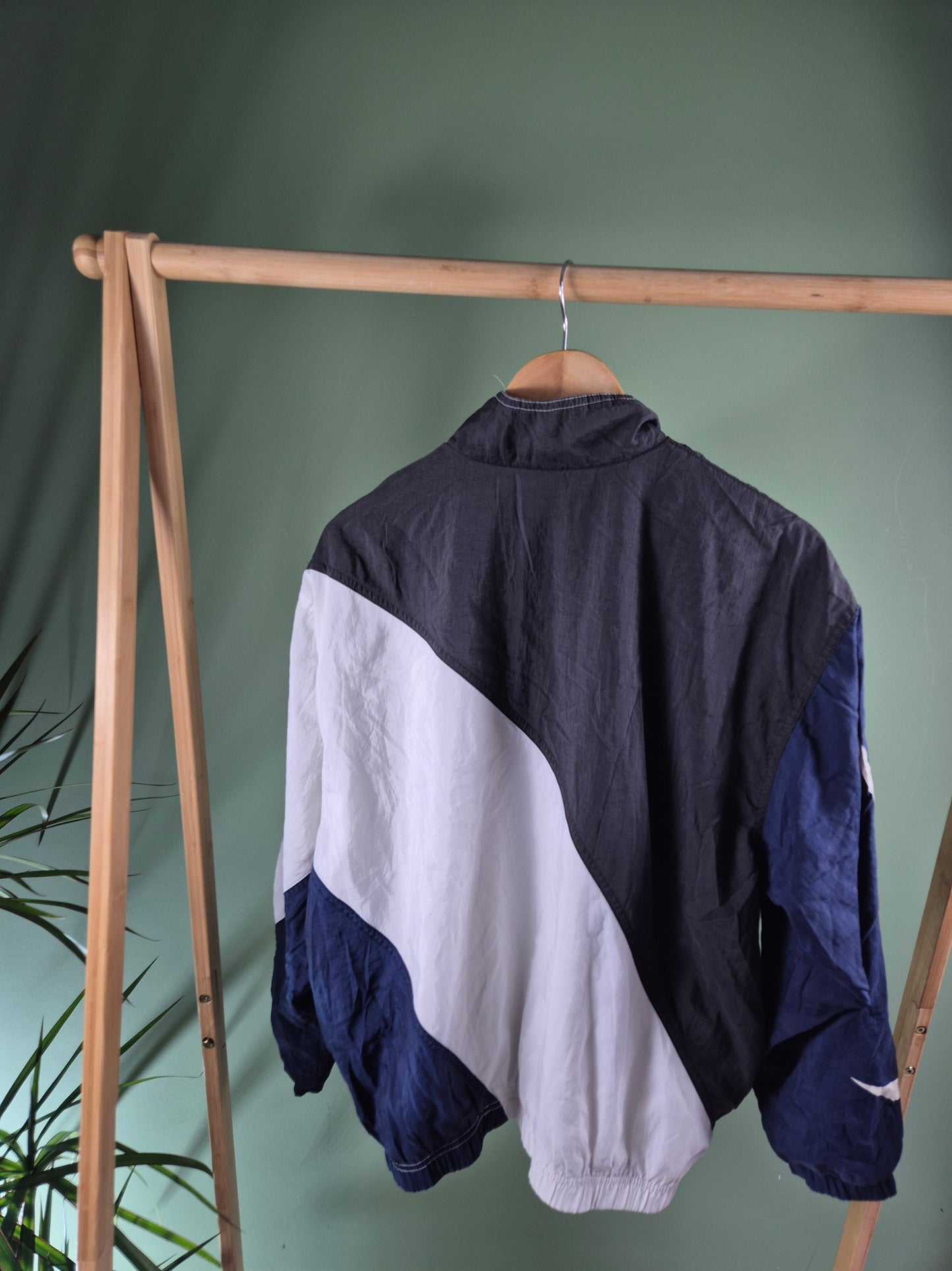 Nike 90s chest Swoosh track jacket maat XL
