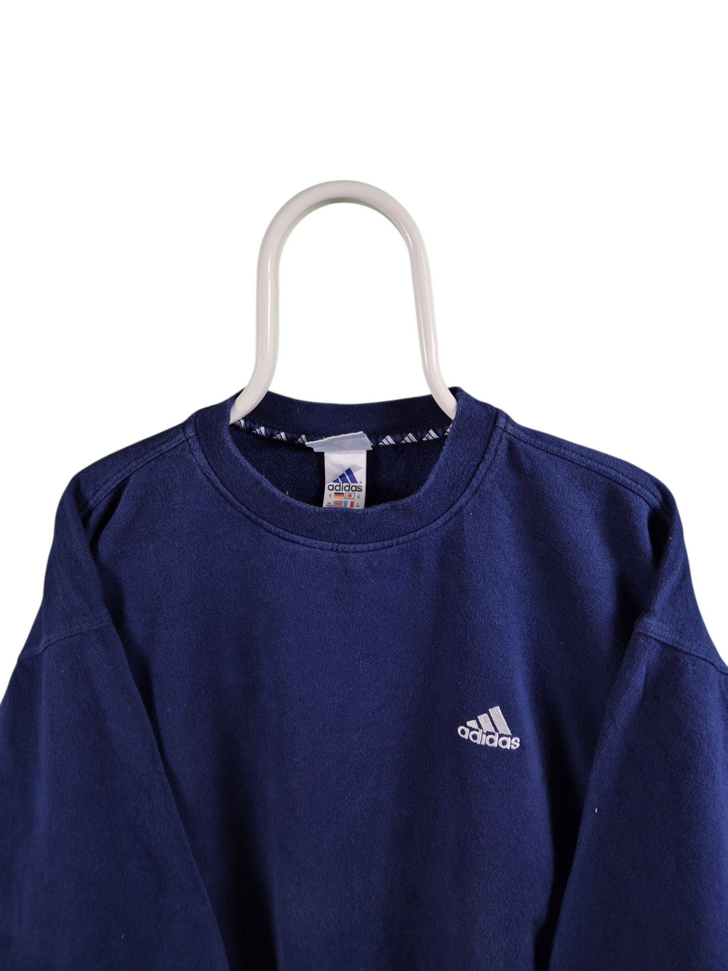 Adidas 90s chest logo sweater maat L
