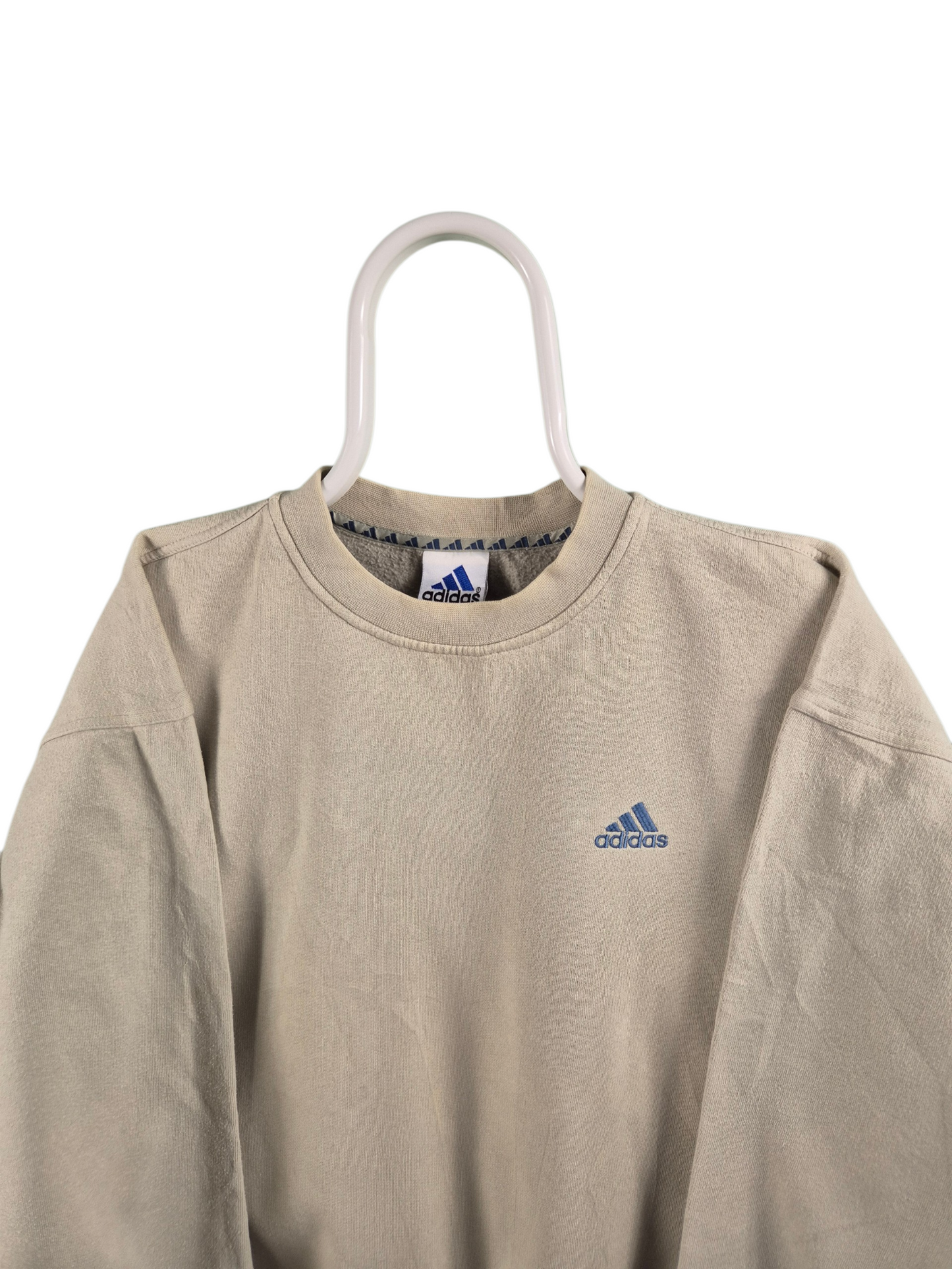 Adidas 90s chest logo sweater maat L
