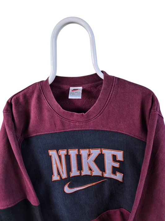 Nike 90s Spell Out Rework Sweater Dames | Rood | Maat S