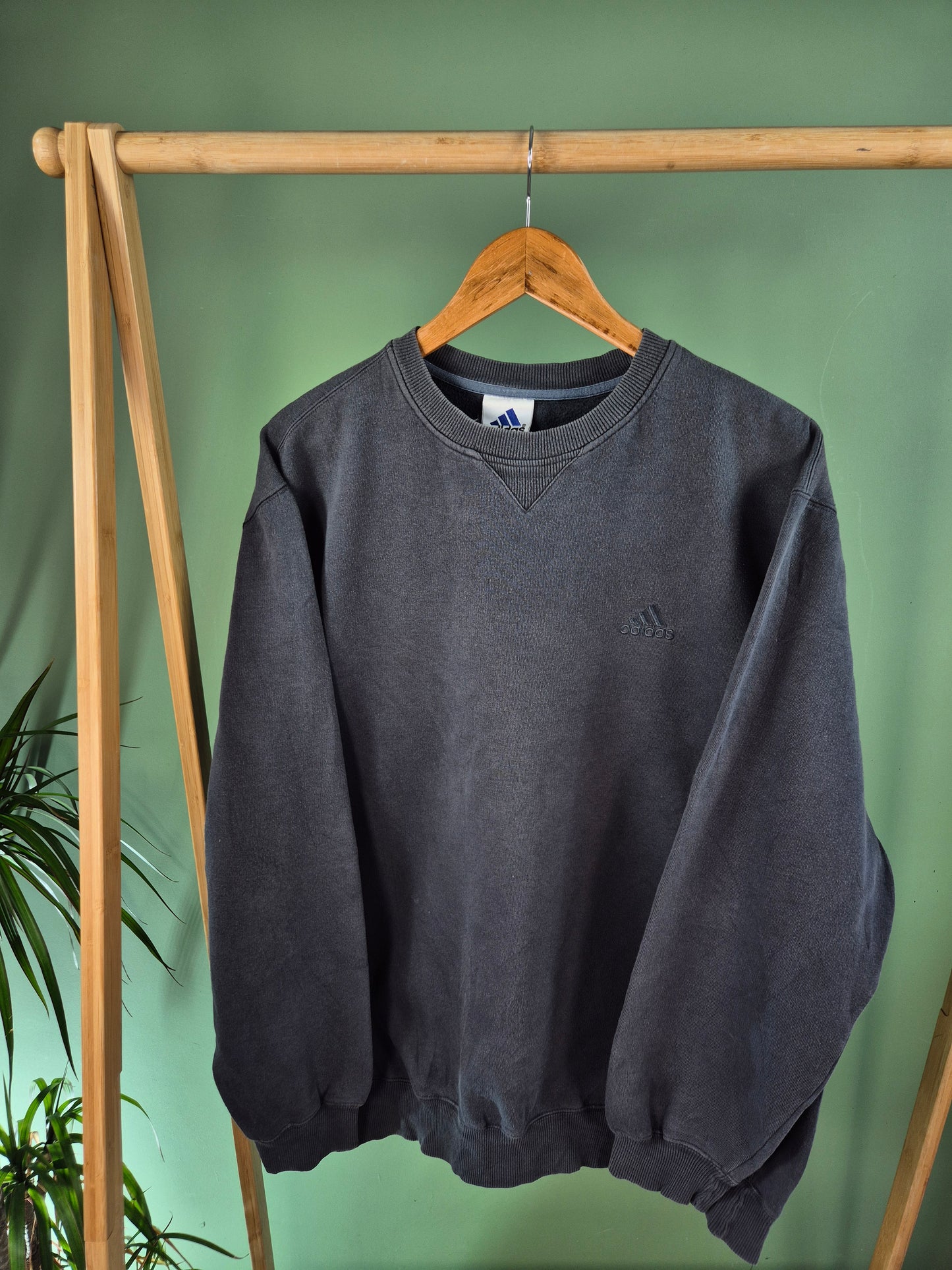 Adidas 90s Chest Logo Sweater Heren | Grijs | Maat L