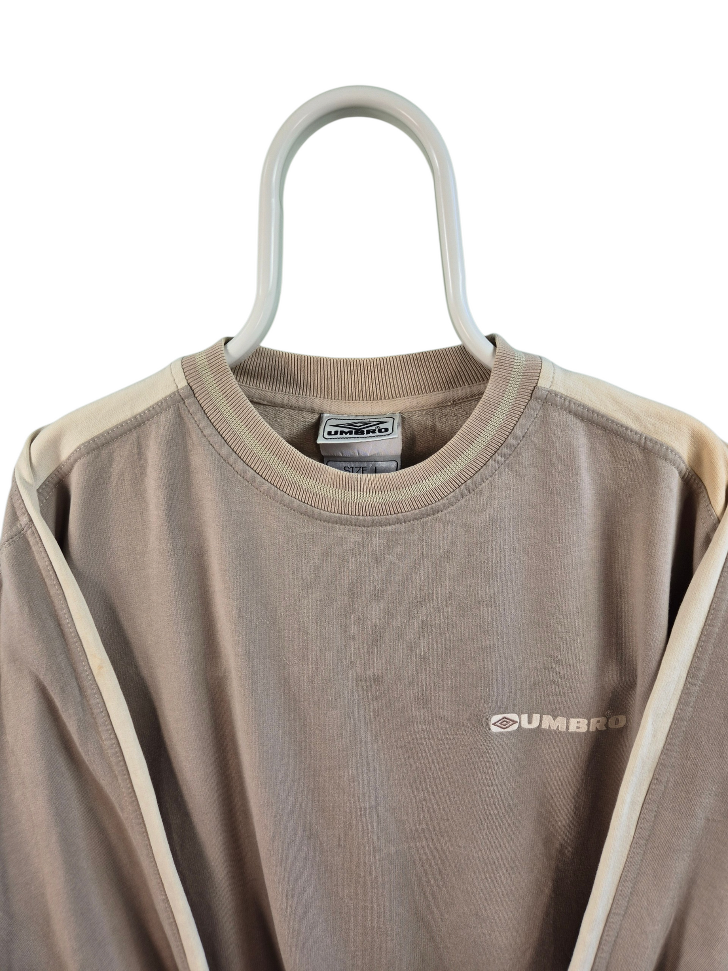 Umbro 90s Sweater Heren | Beige | Maat L