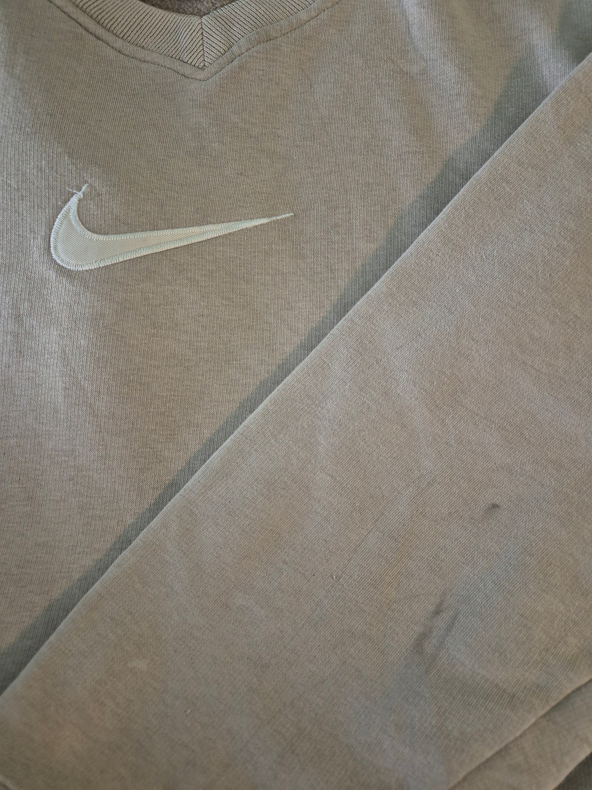 Nike Swoosh Sweater Dames | Bruin | Maat S