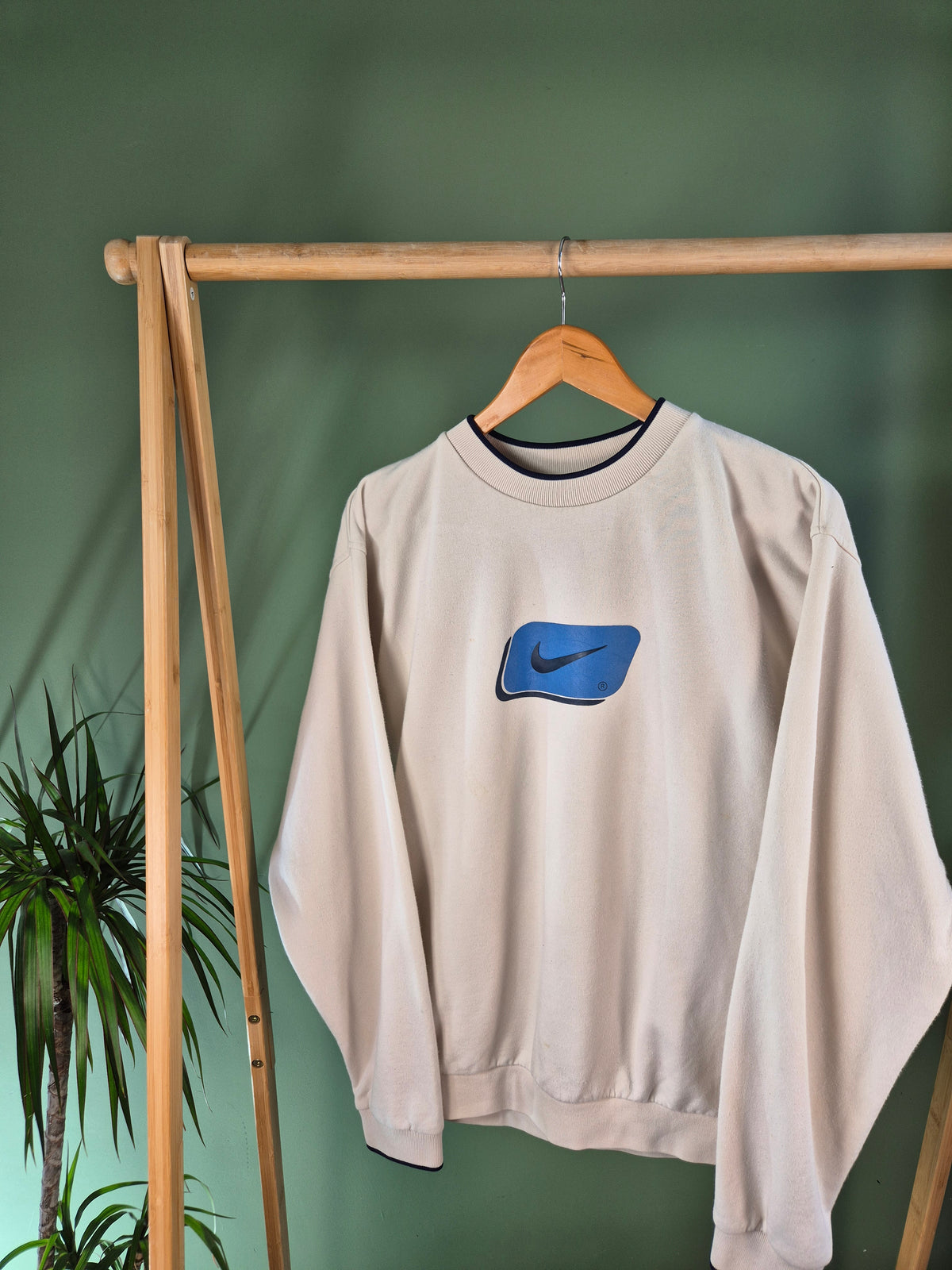 Nike Swoosh Sweatshirt Dames | Crème | Maat L