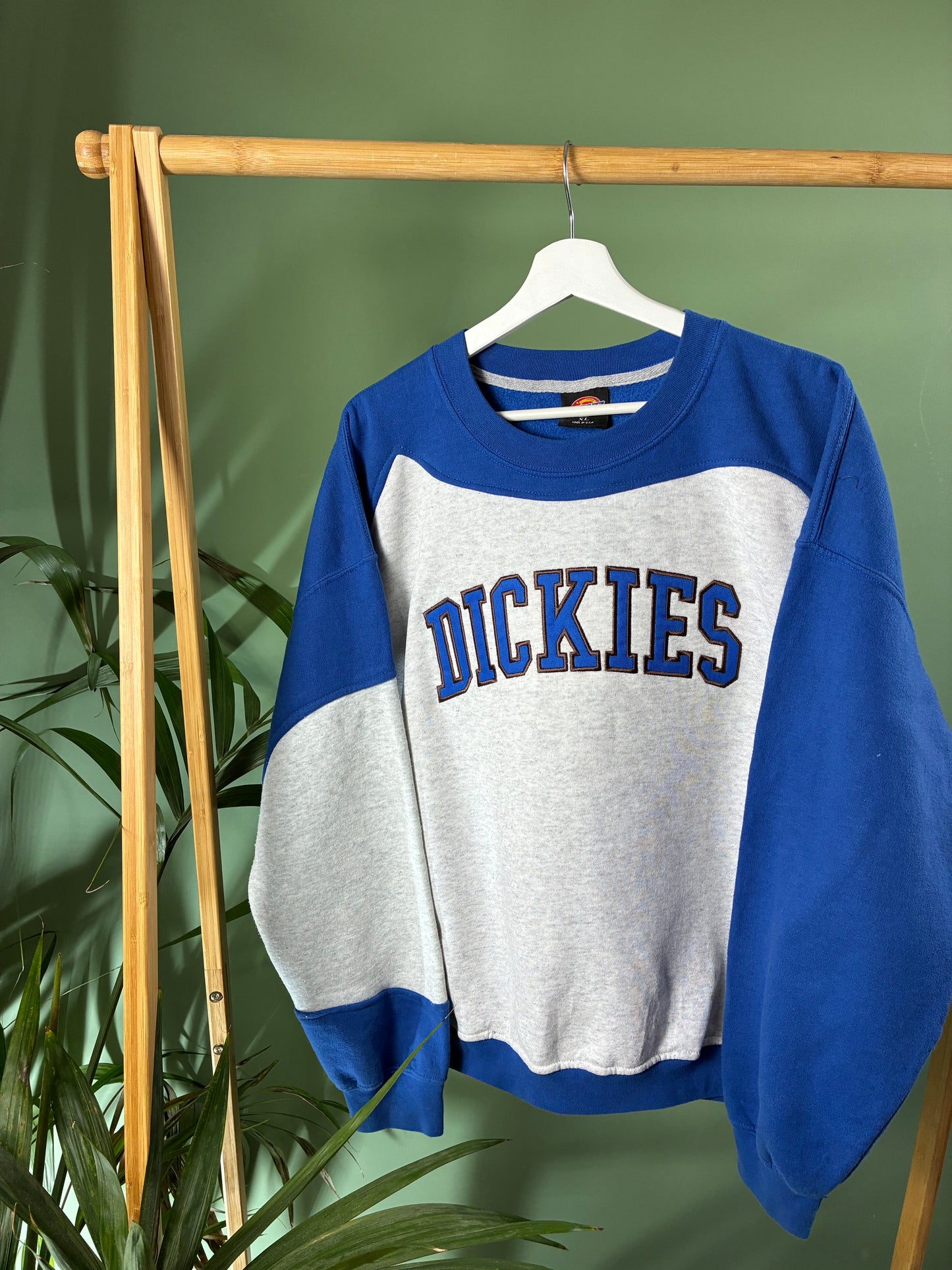 Dickies rework USA made sweater maat XL