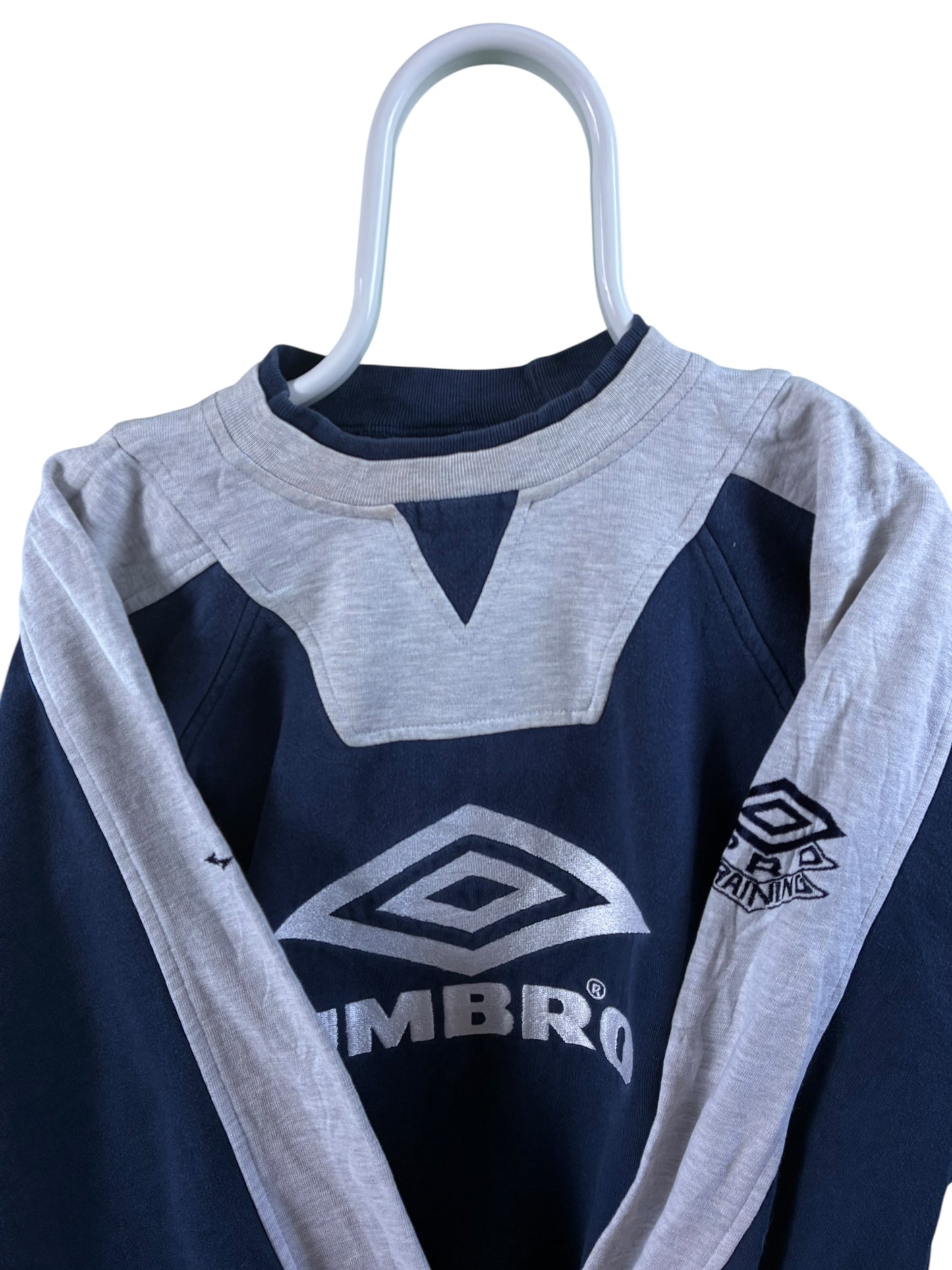 Umbro 90s logo sweater maat L