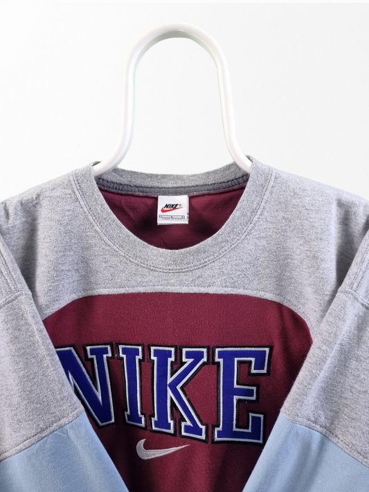Vintage 90s Nike spell out rework sweatshirt maat L