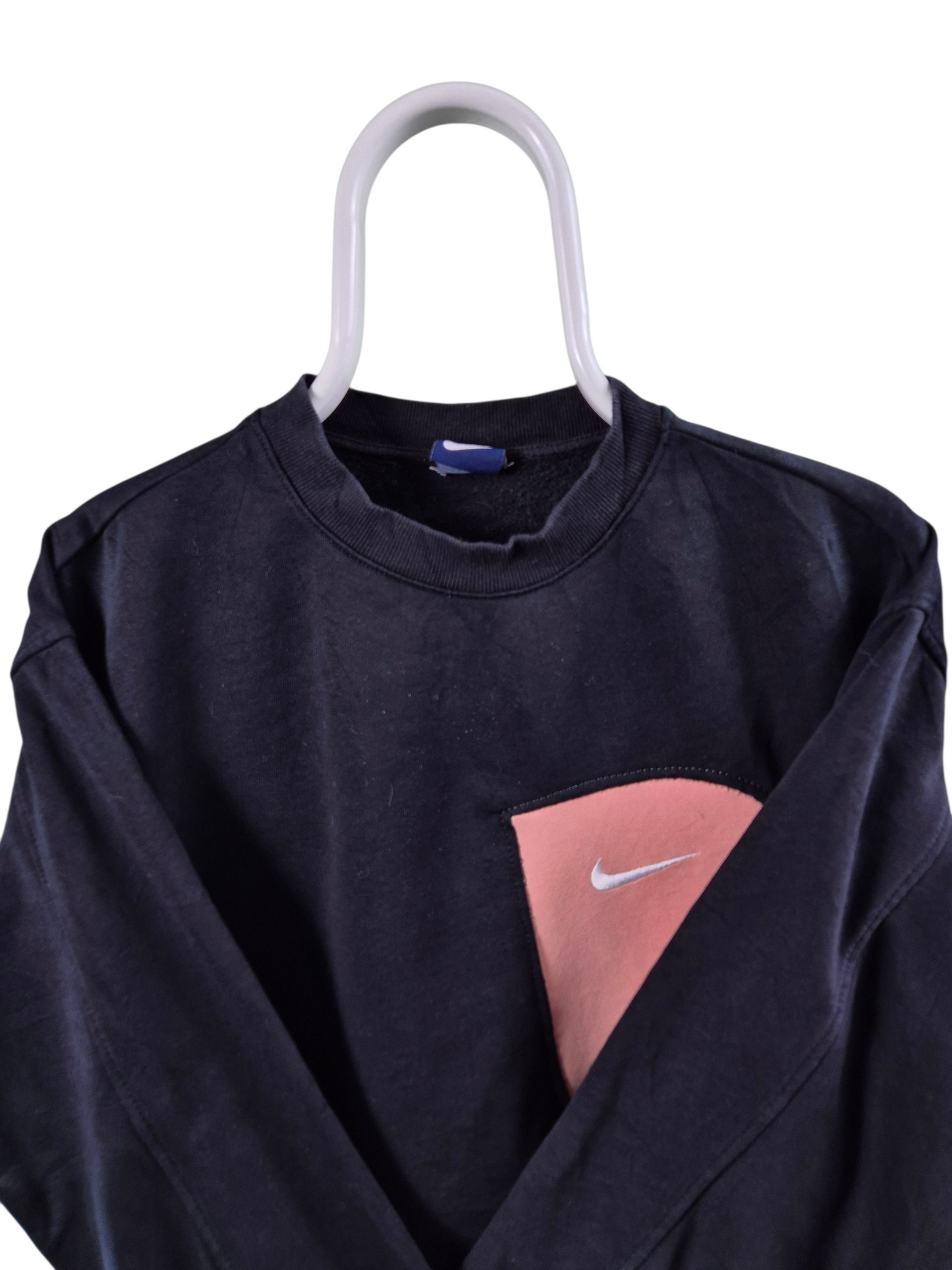 Nike chest swoosh rework sweater maat M