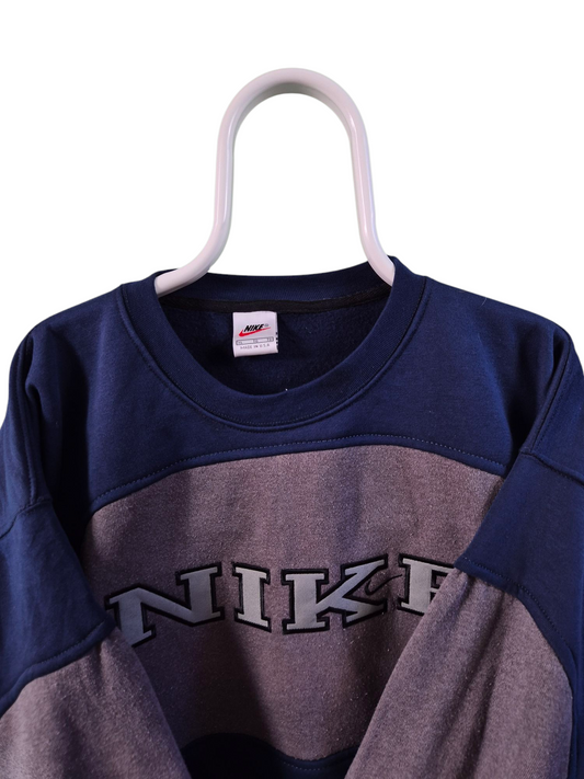 Nike 90s spell out rework sweater maat XL