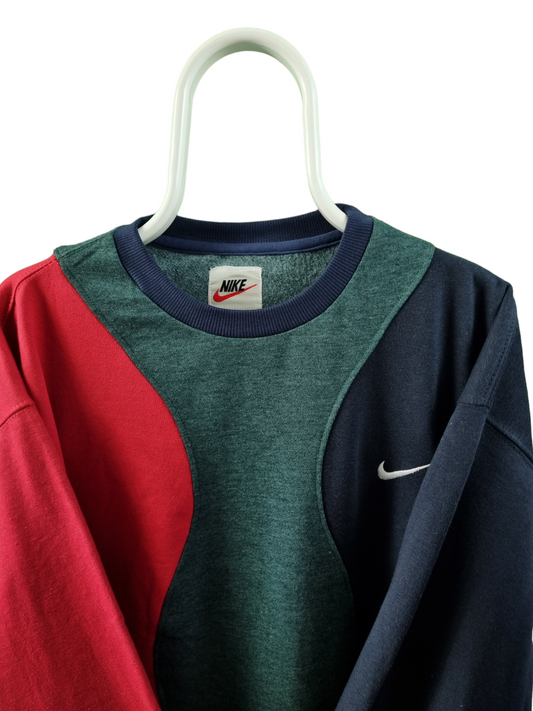 Nike chest swoosh rework sweater maat  XL