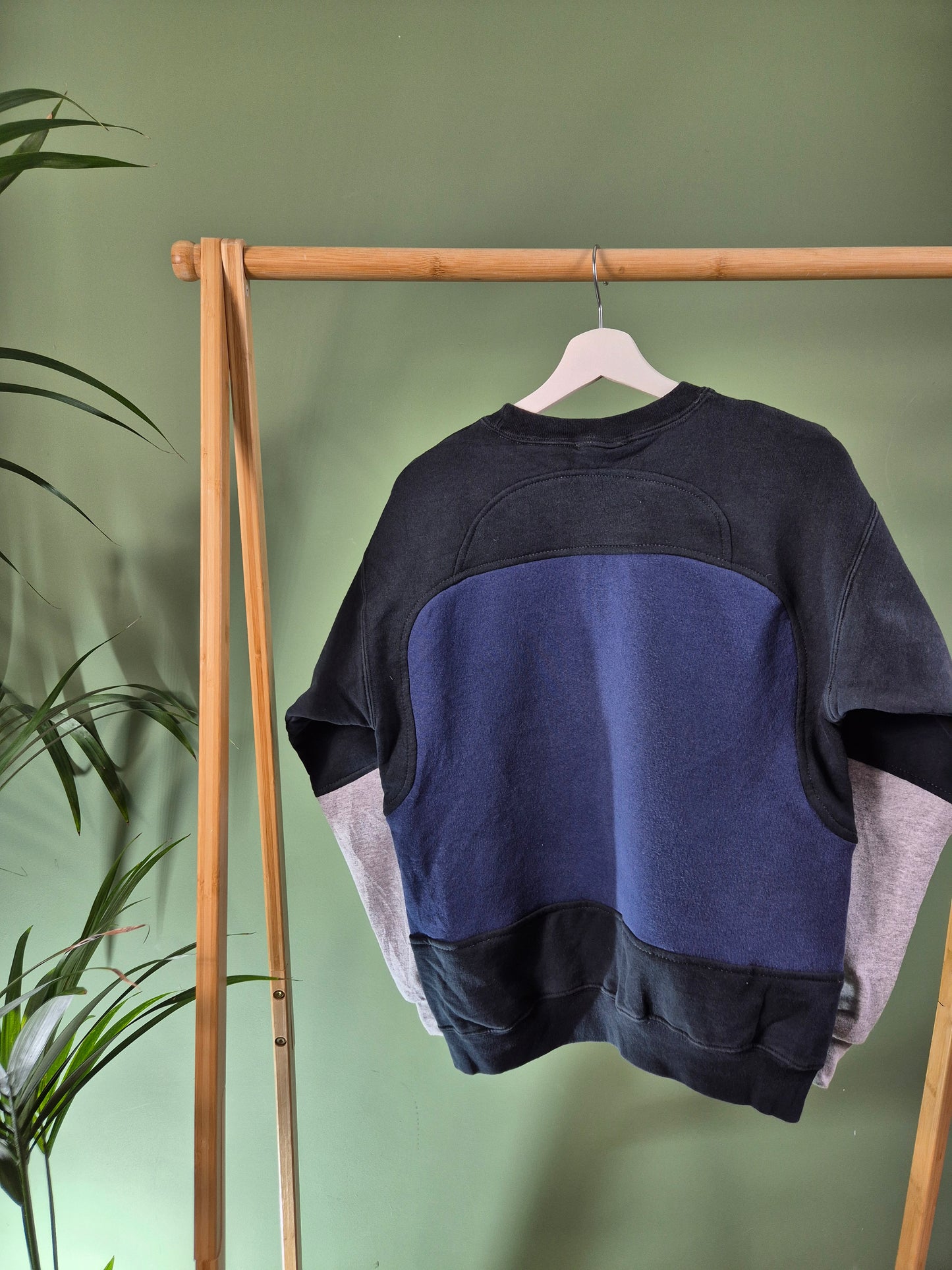 Carhartt rework sweater maat S
