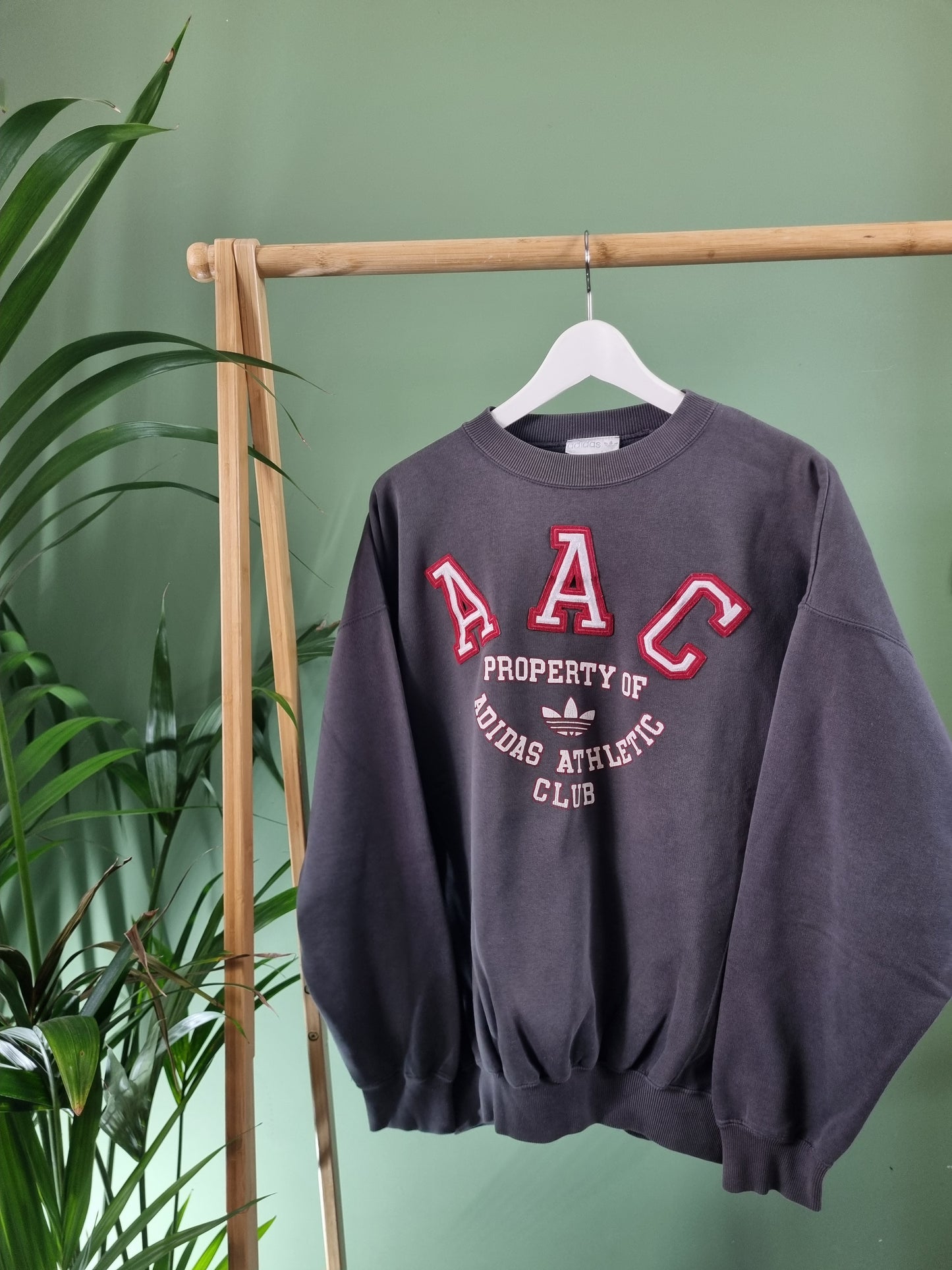 Adidas RARE AAC 90s sweater maat L