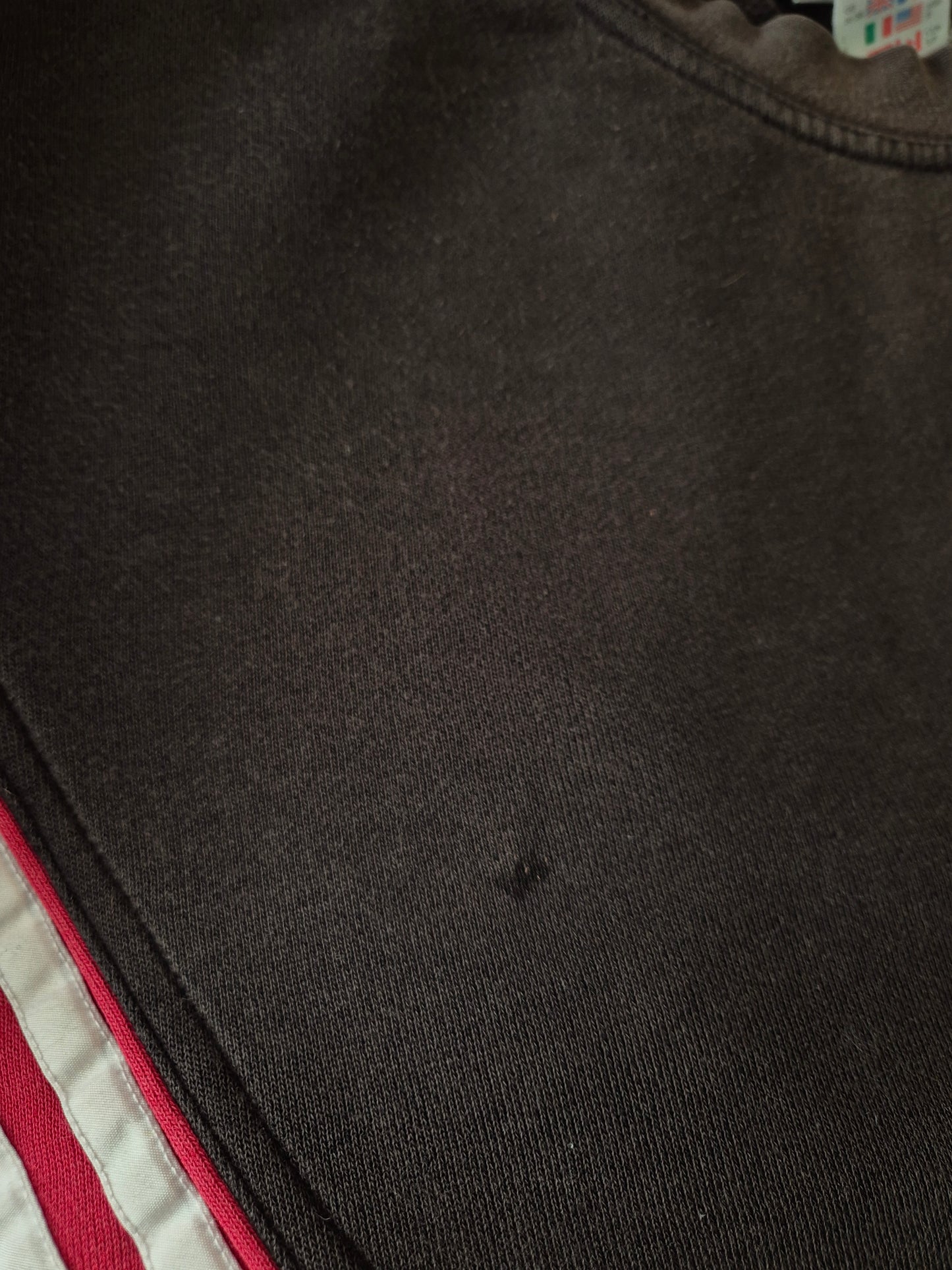 Adidas 90s chest logo sweater maat S