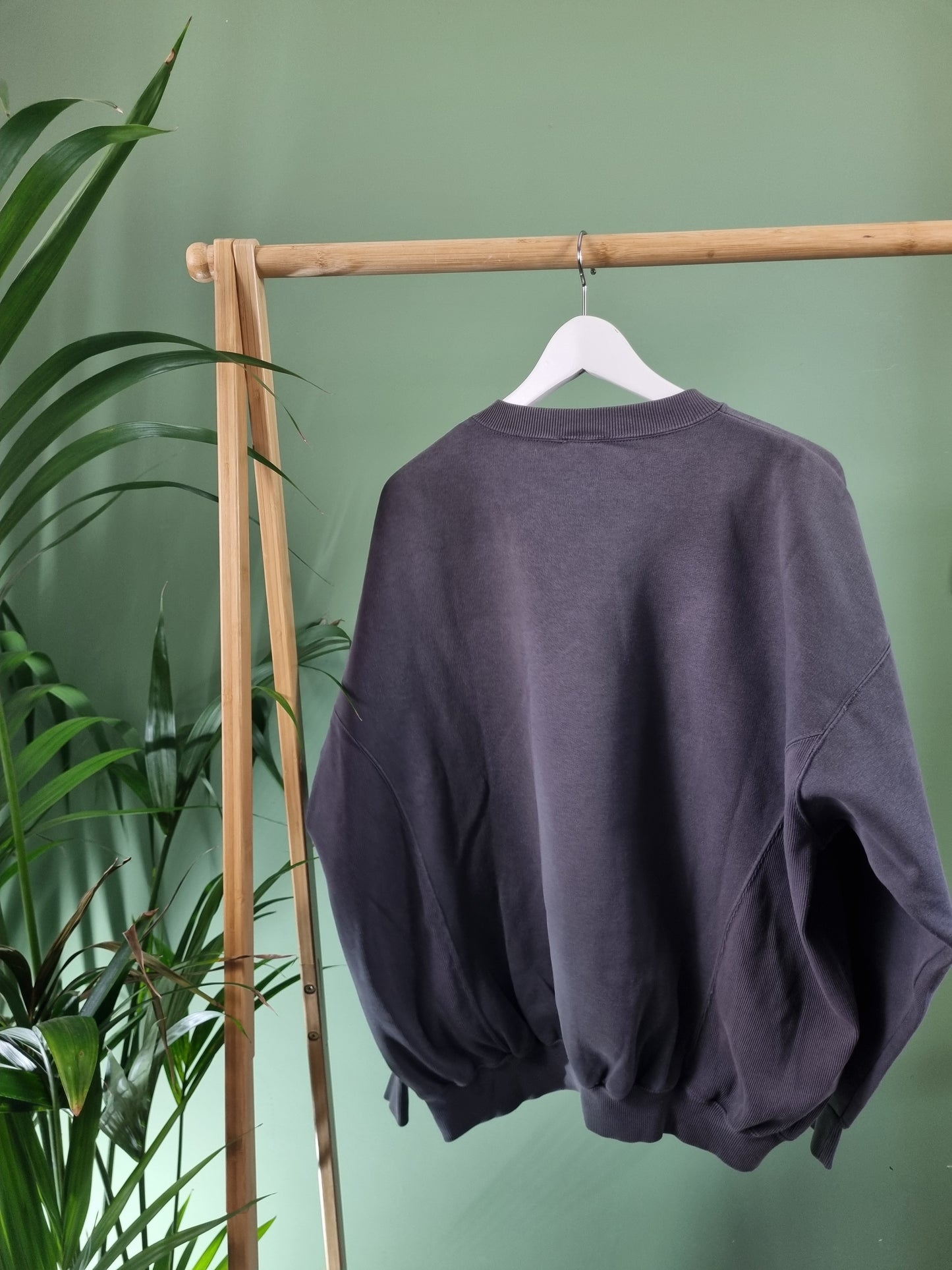 Adidas RARE AAC 90s sweater maat L