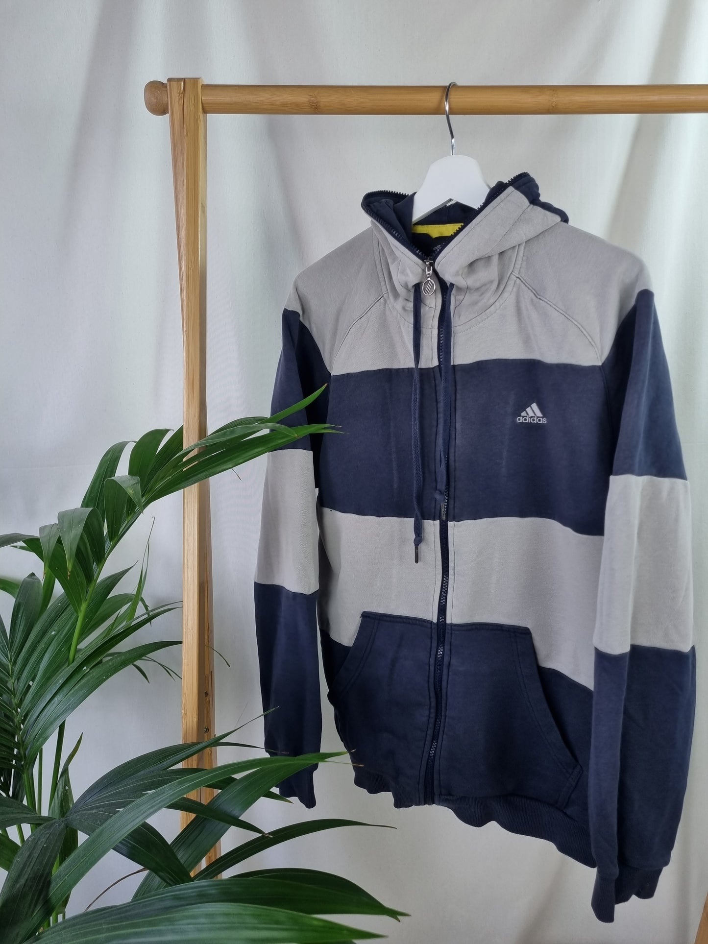 Adidas zip hoodie maat L