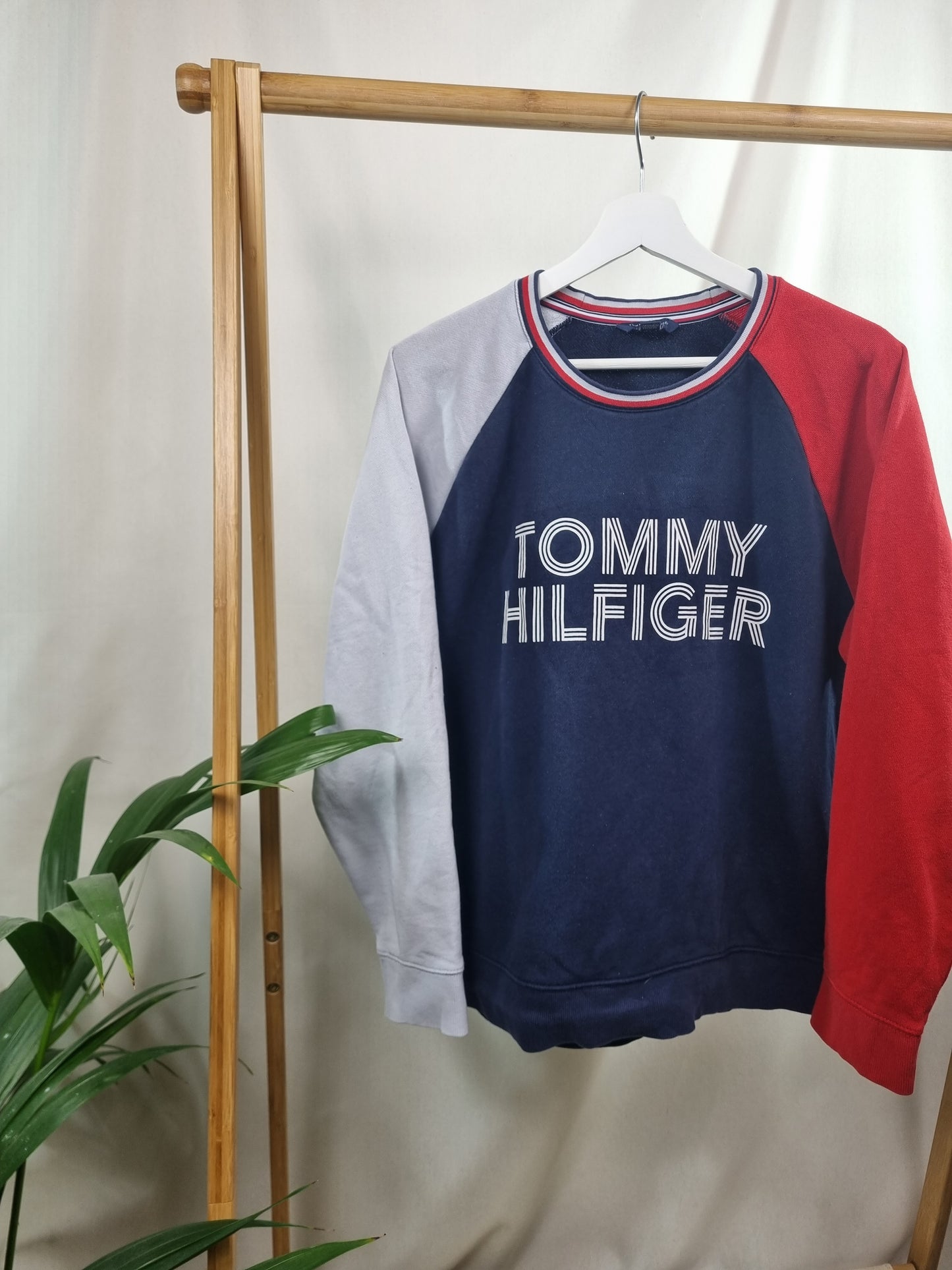 Tommy Hilfiger sweater maat XL