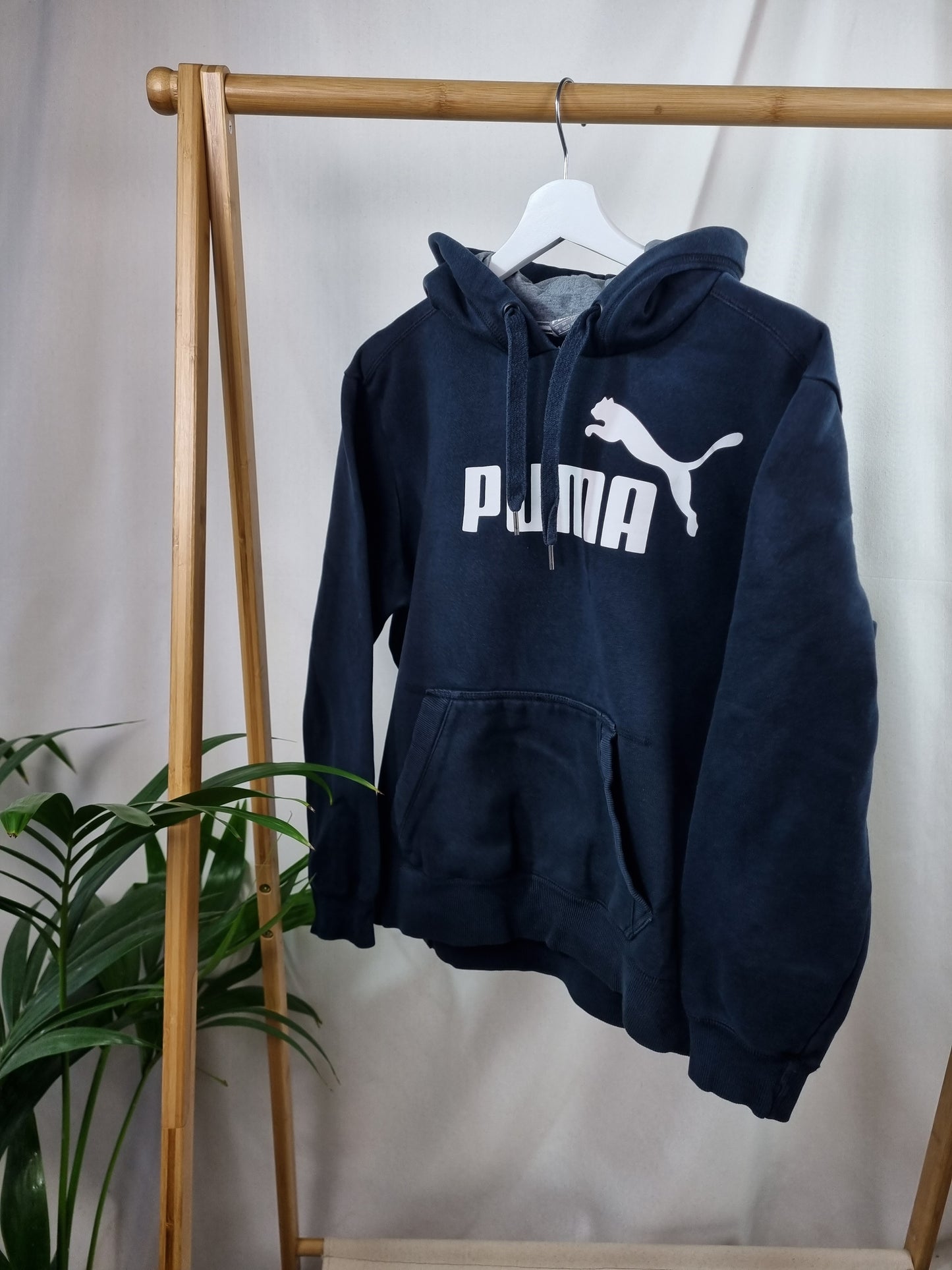 Puma hoodie front logo maat M