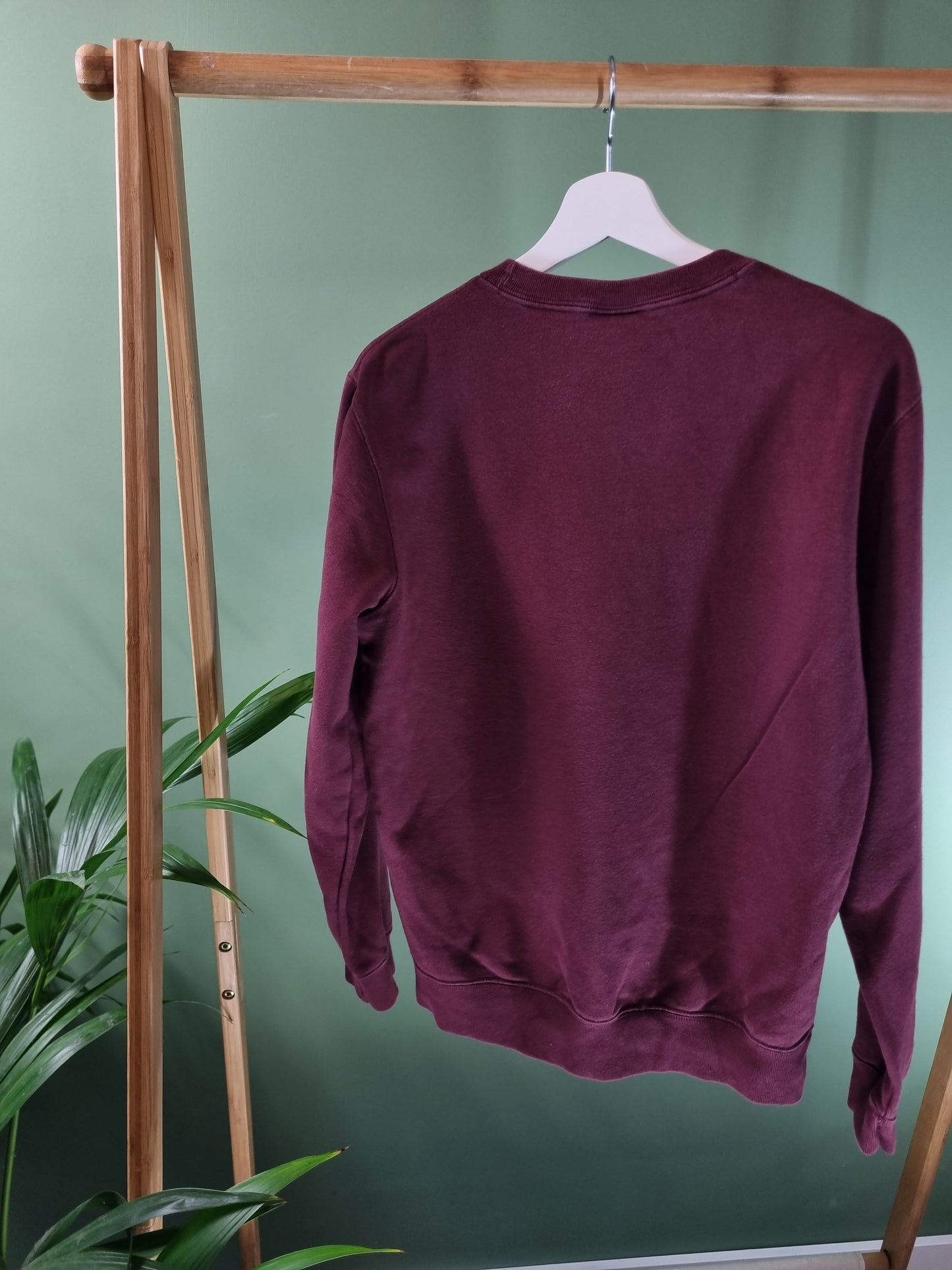 Champion front logo sweater maat M