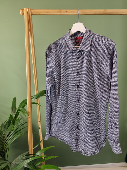 Hugo Boss allover text slim fit shirt maat L